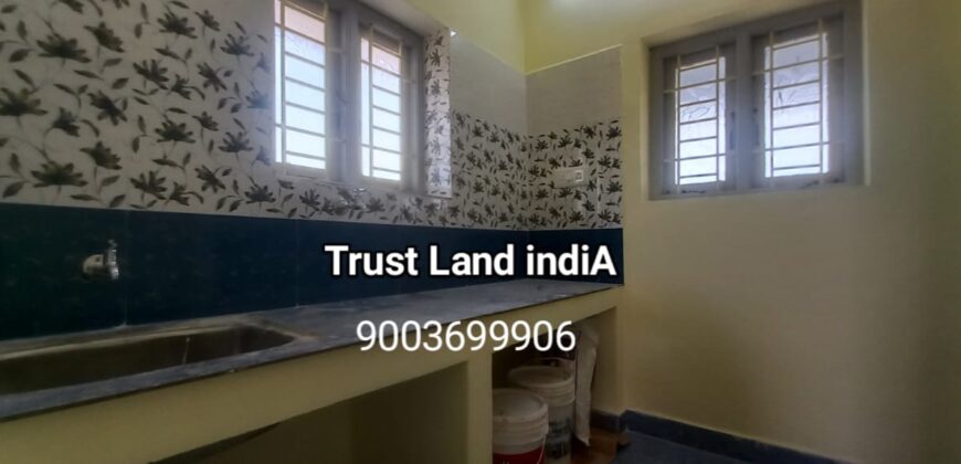 மாரியம்மன் கோவில் இருந்து 1km தொலைவில் low budget house for sale