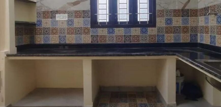 மெடிக்கல் காலேஜ் அருகில் வீடு விற்பனைக்கு