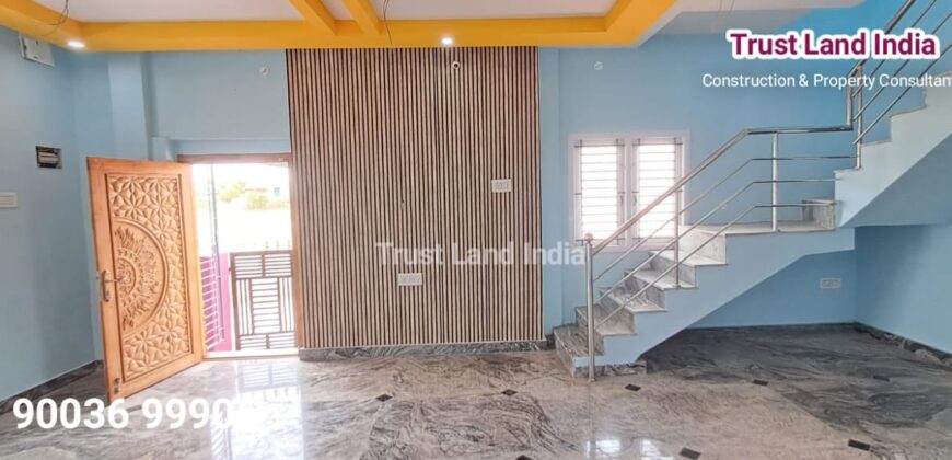 மெடிக்கல் காலேஜ் ரோடு அருகில் அழகிய வீடு விற்பனைக்கு!
