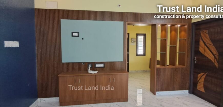 மெடிக்கல் காலேஜ் சாரதா நகர் அருகில் வீடு விற்பனைக்கு!