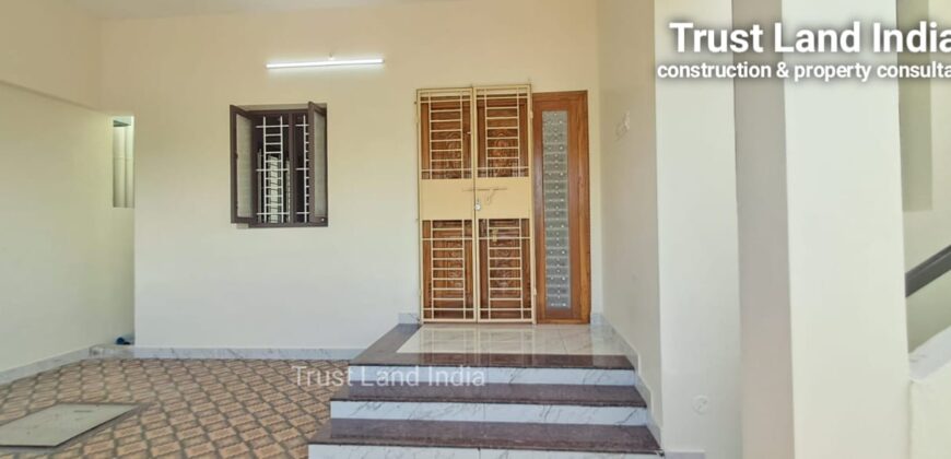 மெடிக்கல் காலேஜ் சாரதா நகர் அருகில் வீடு விற்பனைக்கு!