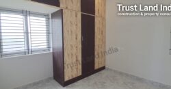 Pudukottai Road Thirukkanoorpatti Roundana Very Near House for Sale