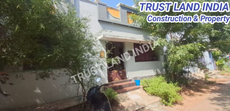 Vilar Road Karur Vysya Bank Near House For Sale!