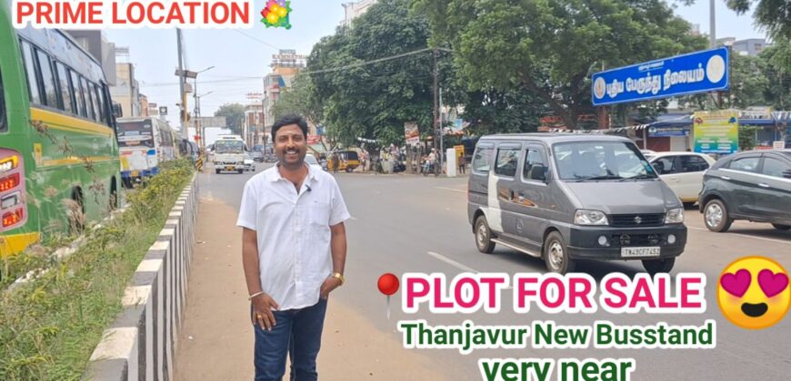 New Busstand Near Plot For Sale!