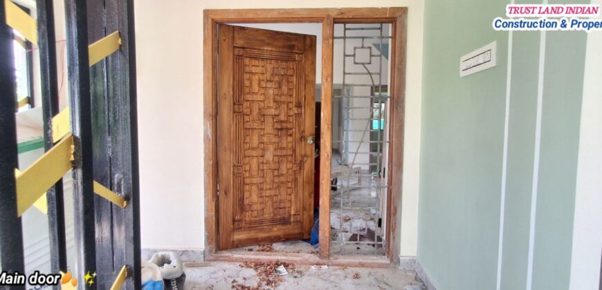 Nanjikottai Road Prime Location House For Sale!