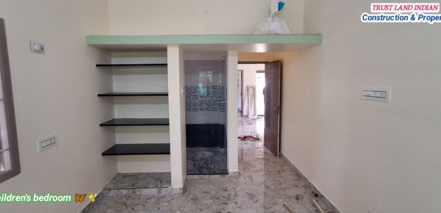 Nanjikottai Road Prime Location House For Sale!