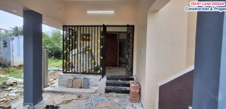 Nanjikottai Road Prime Location House For Sale!