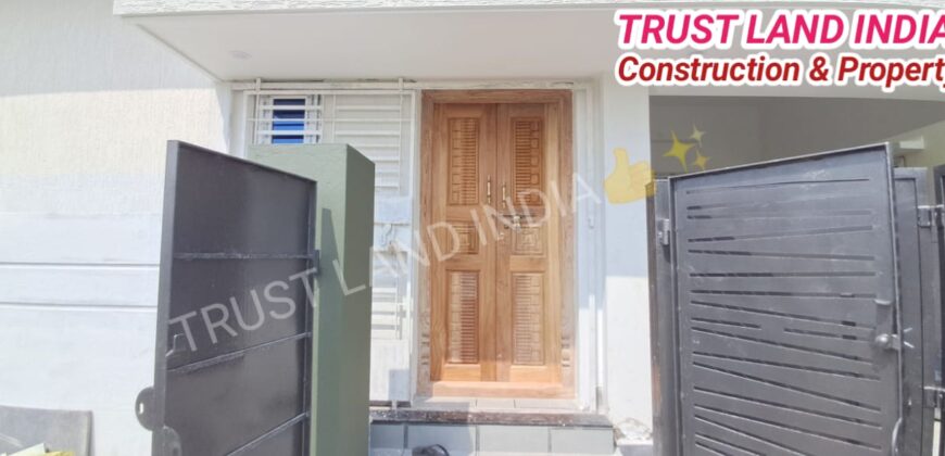 PATTUKKOTTAI & MANARKUDI JOINT ROAD NEAR HOUSE FOR SALE!