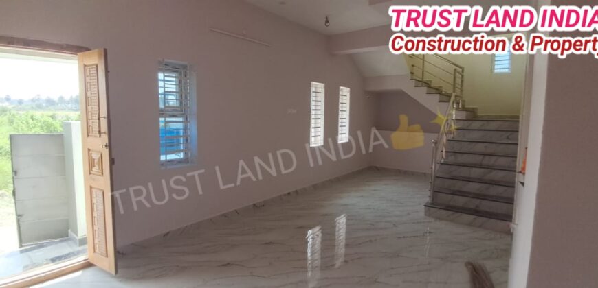 PATTUKKOTTAI & MANARKUDI JOINT ROAD NEAR HOUSE FOR SALE!