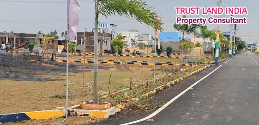 Yasotha garden, Reddipalayam Near House for sale!