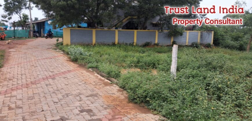 VALLAM PERIYAM COLLEGE NEARBY PLOT FOR SALE!