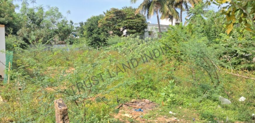 MC ROAD NEAR SARAFOJI NAGAR PLOT FOR SALE!