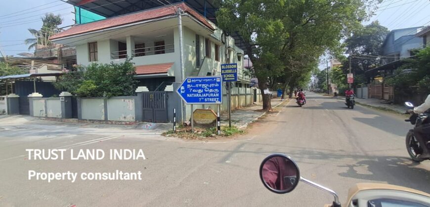 MC ROAD NEARB Y NADARAJAR COLONY HOUSE FOR SALE!