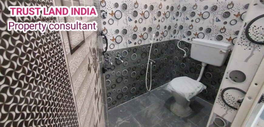 North-Facing 2BHK House at Reddipalaiyam Road!