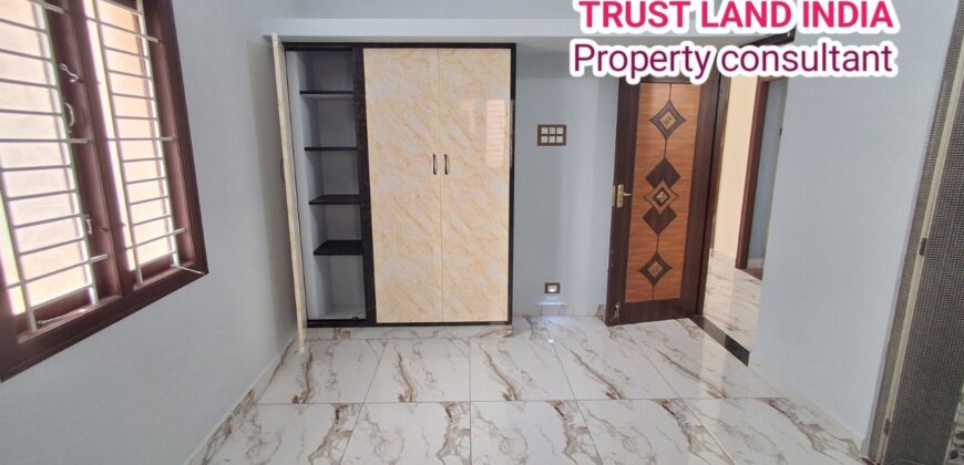 North-Facing 2BHK House at Reddipalaiyam Road!