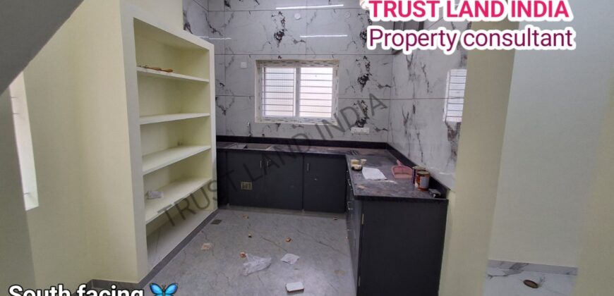 For Sale: Independent House at Saratha Nagar!