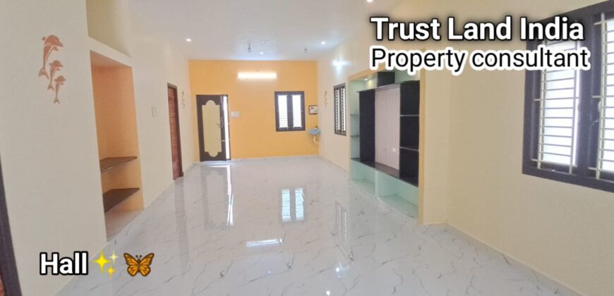 REDDIPALAIYAM NEAR HOUSE FOR SALE!