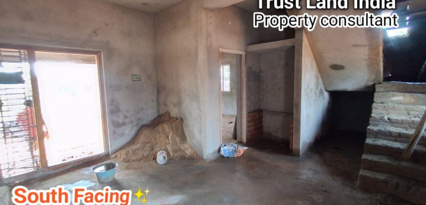 Radiant School Near House for Sale!