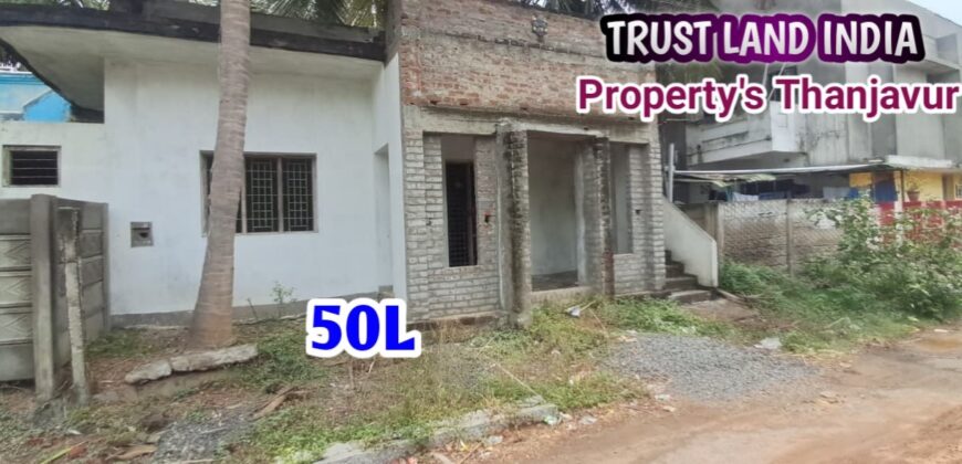 KARANTHAI NEAR HOUSE FOR SALE!