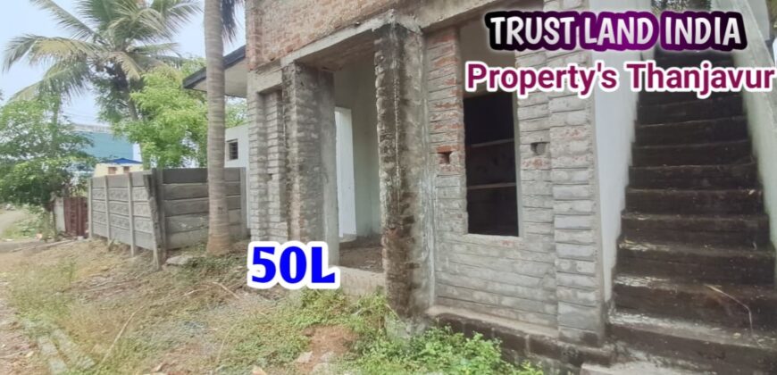 KARANTHAI NEAR HOUSE FOR SALE!