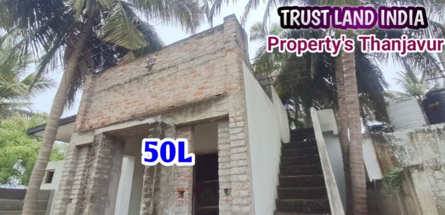 KARANTHAI NEAR HOUSE FOR SALE!