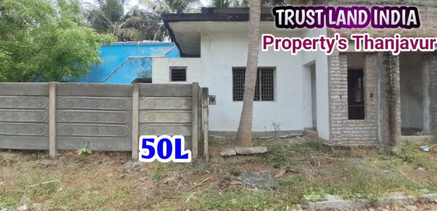 KARANTHAI NEAR HOUSE FOR SALE!