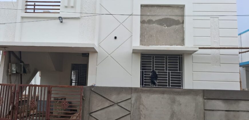 TNJ SRINIVASAPURAM NEAR HOUSE FOR SALE!
