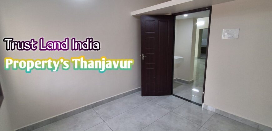 MADHAKOTTAI ROAD NEARBY HOUSE FOR SALE!