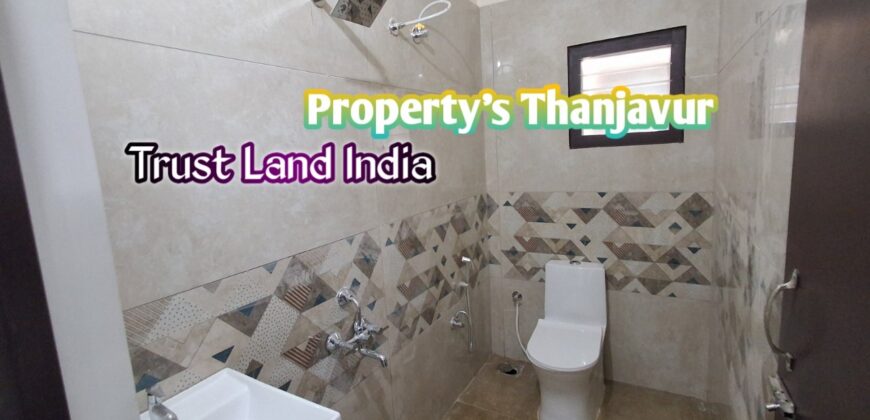 MADHAKOTTAI ROAD NEARBY HOUSE FOR SALE!