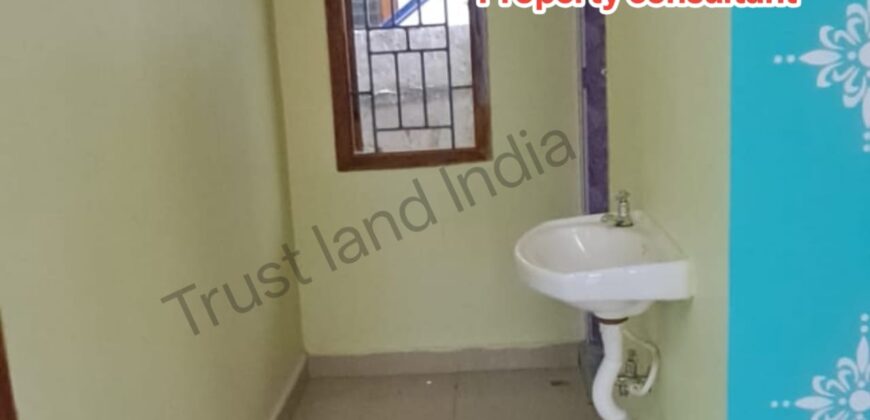 MC ROAD NEARBY HOUSE FOR SALE!