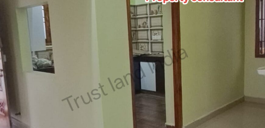 MC ROAD NEARBY HOUSE FOR SALE!