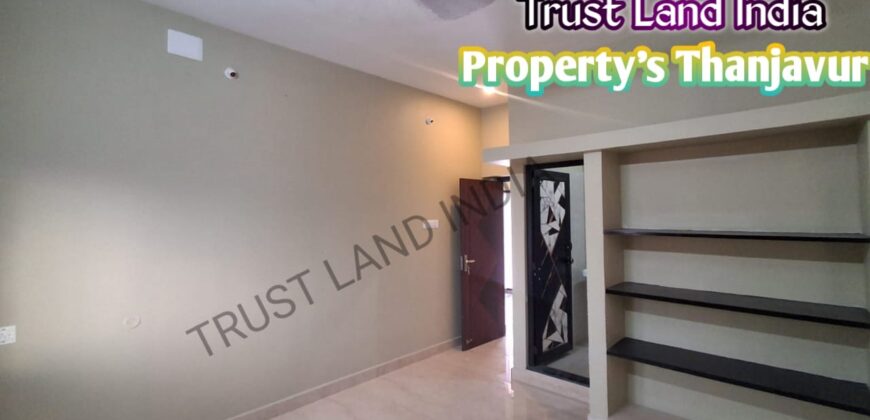 MC ROAD NEARBY HOUSE FOR SALE!