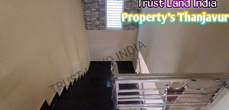 MC ROAD NEARBY HOUSE FOR SALE!