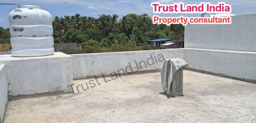 MADHAKKOTTAI NEARBY HOUSE FOR SALE!