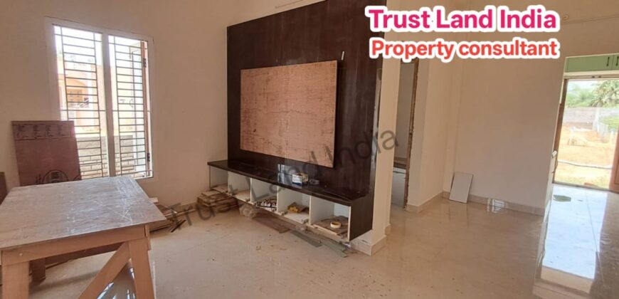 MADHAKKOTTAI NEARBY HOUSE FOR SALE!