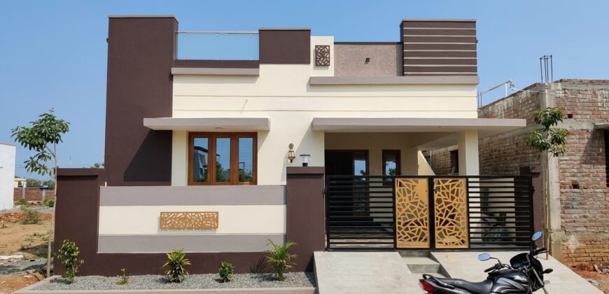 REDDIPALAIYAM NEAR HOUSE FOR SALE!